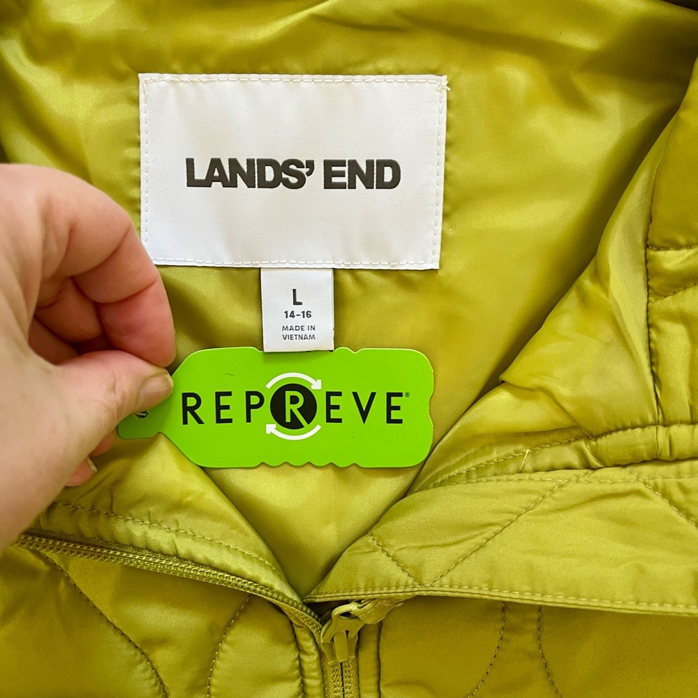 Lands' End FeatherFree Quilted Insulated Vest - Picture 3 of 7